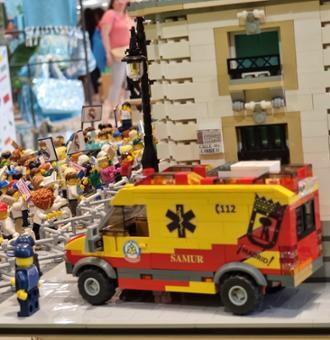 El Corte Inglés de Sanchinarro acoge una exposición de construcciones icónicas de LEGO por su 90 aniversario 