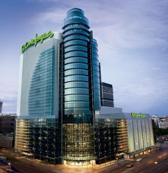 El Corte Inglés avanza en su compromiso con la AECC en el Día Mundial de la Investigación  