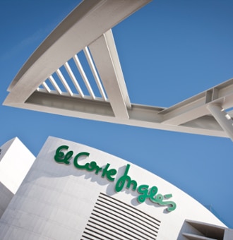 El Corte Inglés cierra sus centros de Madrid y País Vasco, salvo el área de supermercado