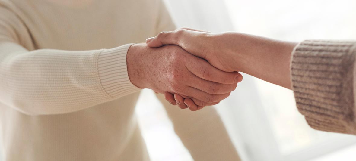 El Corte Inglés acuerda con los sindicatos distribuir el sueldo de sus empleados en 14 pagas 