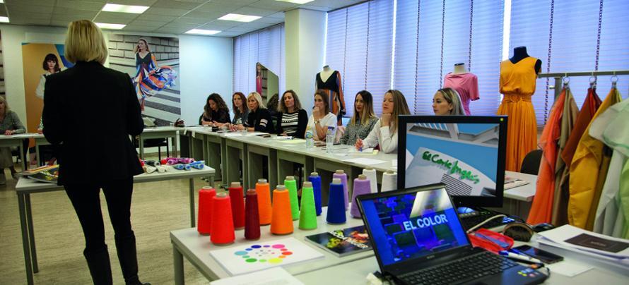 El Corte Inglés impartió más de 1,4 millones de horas de formación a sus empleados en 2021