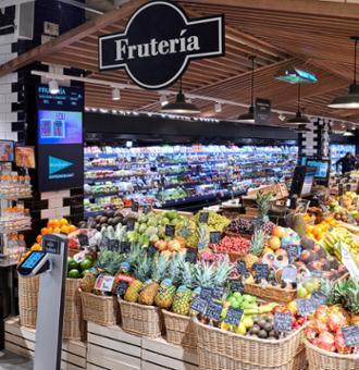Supermercados El Corte Inglés abrirá tiendas a pie de calle y reforzará el área de alimentación