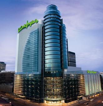 El Corte Inglés completa su presencia en pleno centro financiero de Madrid al hacerse con el solar de Adif
