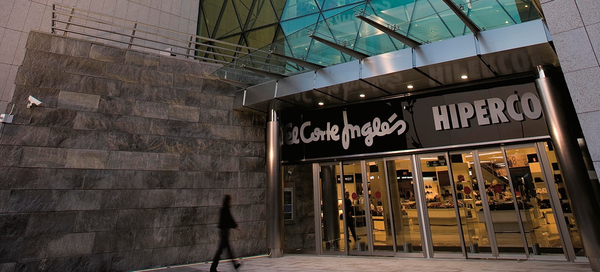 El Consejo de El Corte Inglés someterá a la Junta de Accionistas la fusión entre el gran almacén e Hipercor