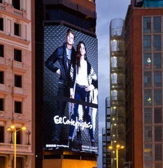 El Corte Inglés inaugura en Callao la mayor pantalla de Europa con led de alta resolución