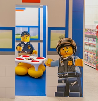 El Corte Inglés y Lego donan 20.000 juegos de construcción a la Fundación Aladina