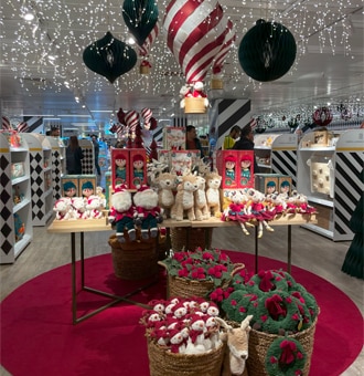 El Corte Inglés estrena nueva imagen en sus tiendas de juguetes esta Navidad