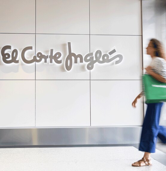 El Corte Inglés contratará a 5.800 personas para reforzar las áreas de venta y logística durante la campaña de Navidad