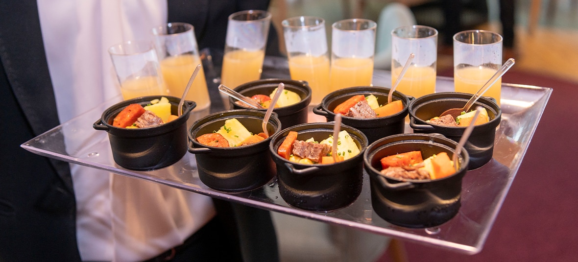 El Corte Inglés lleva a sus restaurantes los platos más icónicos de nueve Tabernas Centenarias