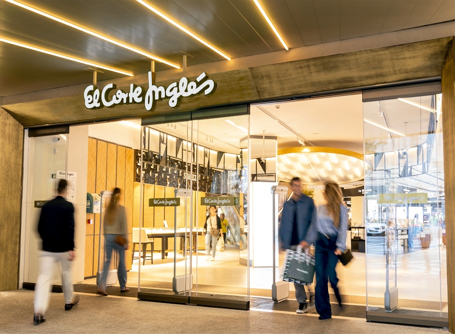 El Corte Inglés refuerza con 6.000 contrataciones las áreas de venta y logística esta campaña de Navidad