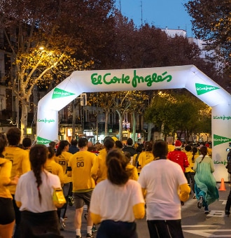El Corte Inglés celebra la tradición de las San Silvestre y refuerza su apoyo al deporte local