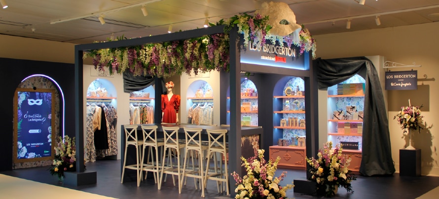 El Corte Inglés celebra la cuarta temporada de Los Bridgerton con una pop-up en Castellana