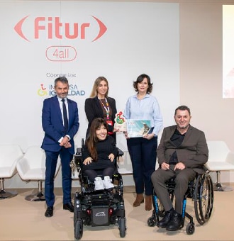 Viajes El Corte Inglés recibe el primer premio en los Fitur4all como Empresa Inclusiva