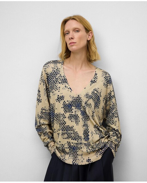 Jersey de mujer estampado con cuello pico