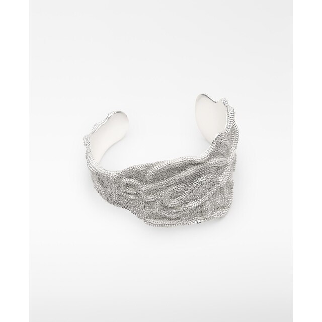 Pulsera asimétrica con textura