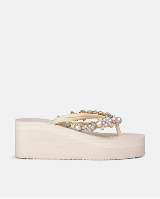Chanclas de mujer de dedo con cuña y detalles perlados