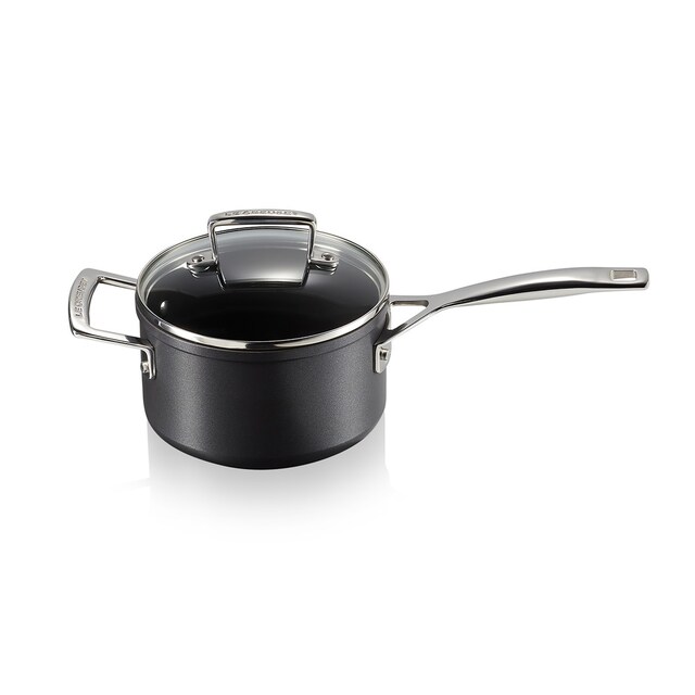 Imagen 0 de Cazo de Aluminio Antiadherente con tapa de cristal Le Creuset