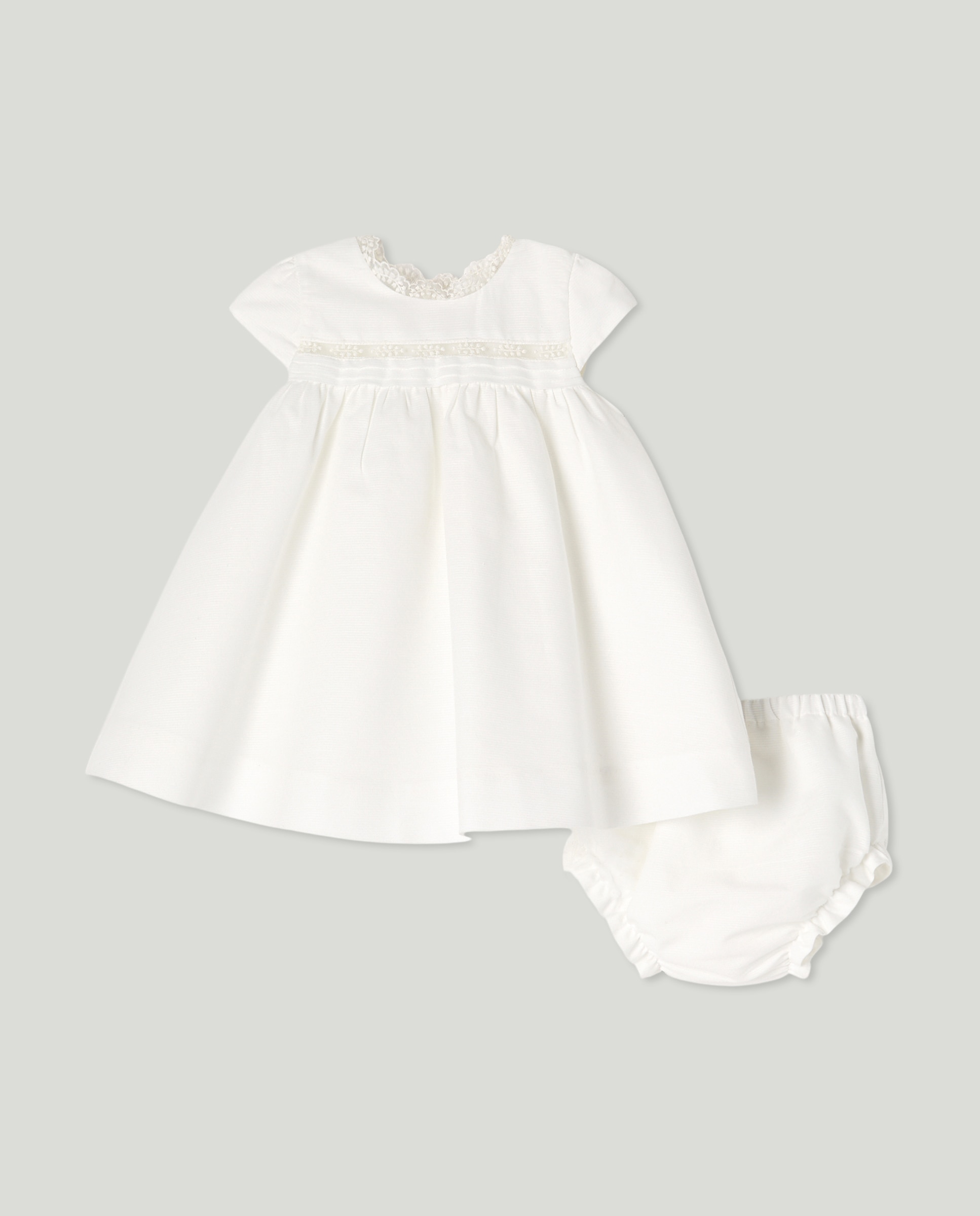Imagen 0 de Vestido sin mangas clásico de bebé