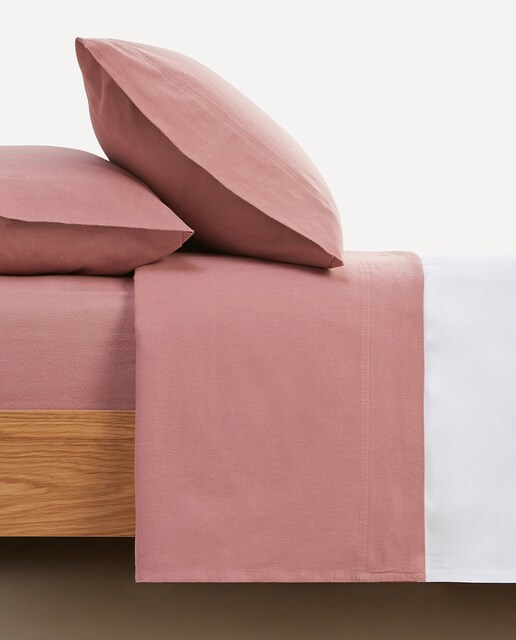 Imagen 0 de Juego de sábanas con bajera franela Masha El Corte Inglés