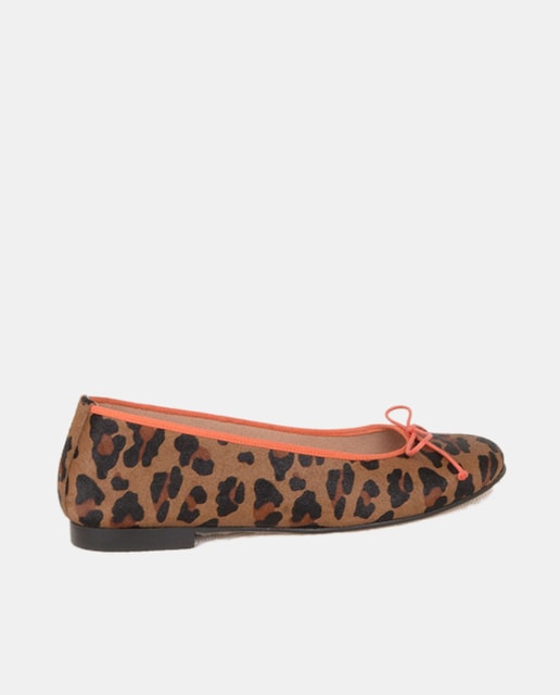 Imagen 0 de Bailarina de mujer en piel