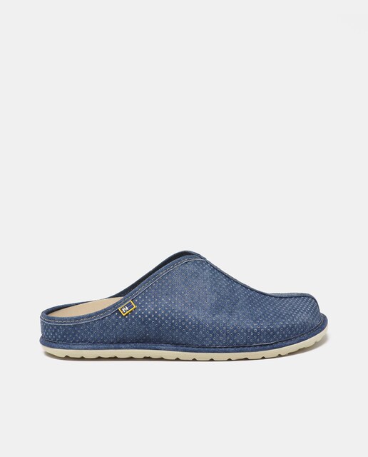 Imagen 0 de Zapatillas de casa abiertas de hombre en textil troquelado