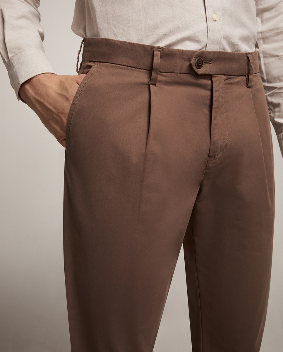 Pantalón sport un pliegue twill de hombre — oferta en Primeriti