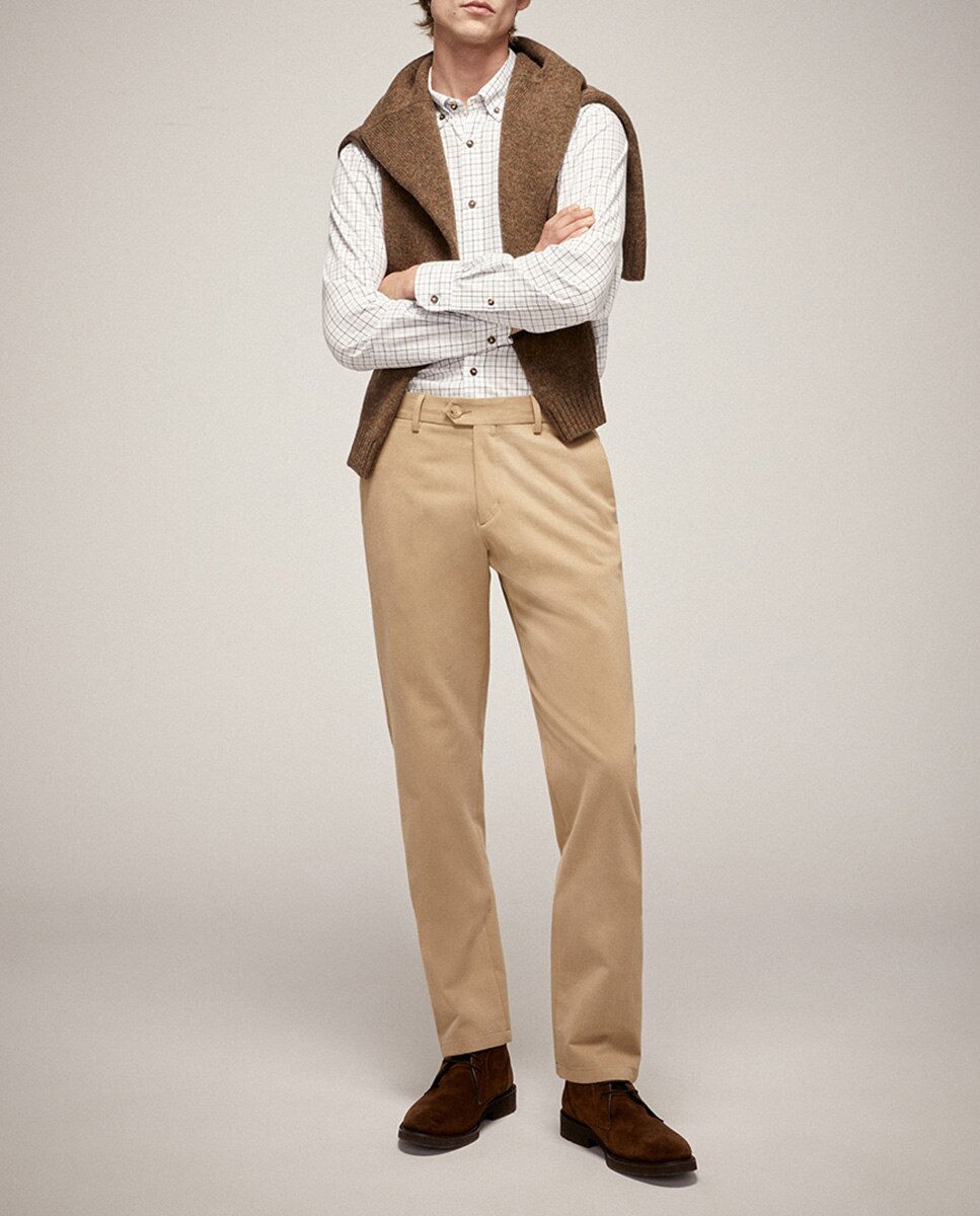 Imagen 0 de Pantalón de hombre fit classic sin pliegues