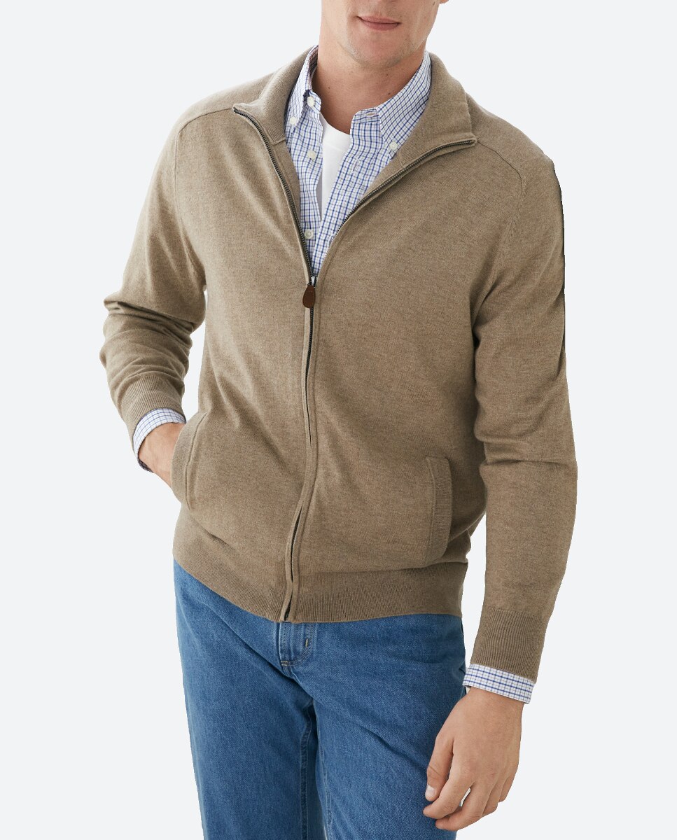 Imagen 0 de Chaqueta de hombre de cuello semicisne con cremallera