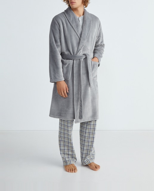 Imagen 0 de Bata de hombre en velour con dibujo de espiga