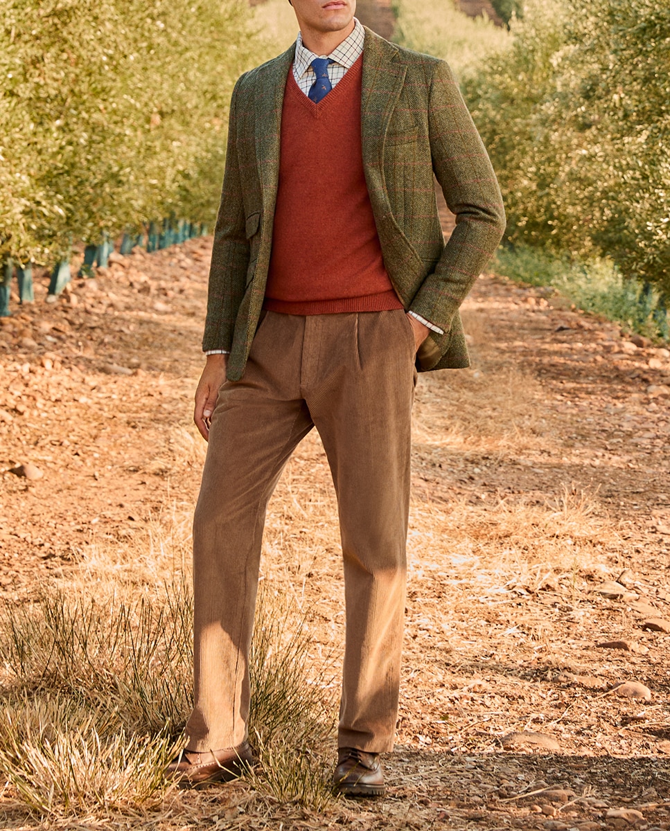 Imagen 0 de Pantalón chino pana de hombre