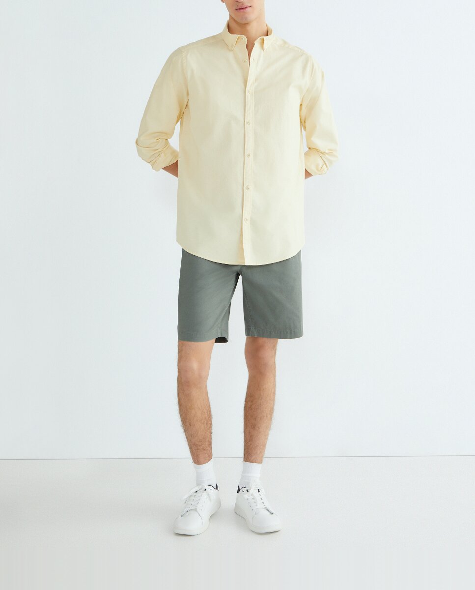Imagen 0 de Bermuda chino pinza hombre