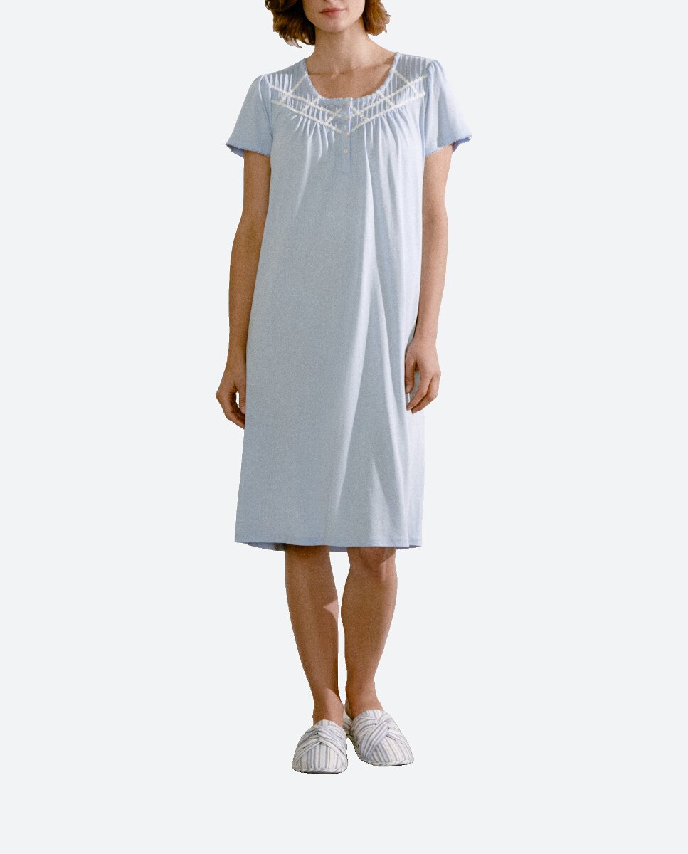 Imagen 0 de Camisón liso tapeta encaje en pechera