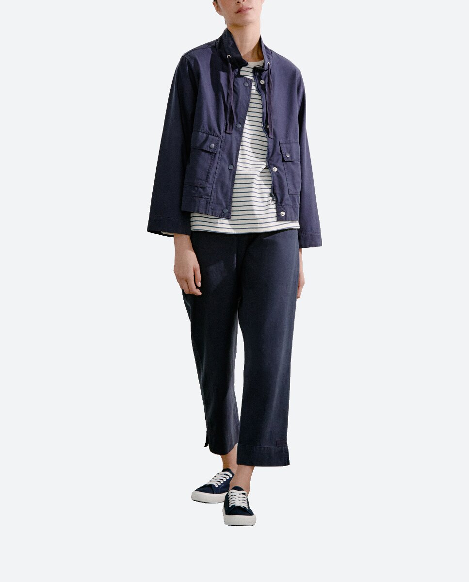 Imagen 0 de Chaqueta de mujer con bolsillos