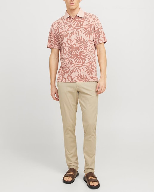 Imagen 0 de Pantalón chino de hombre corte entallado