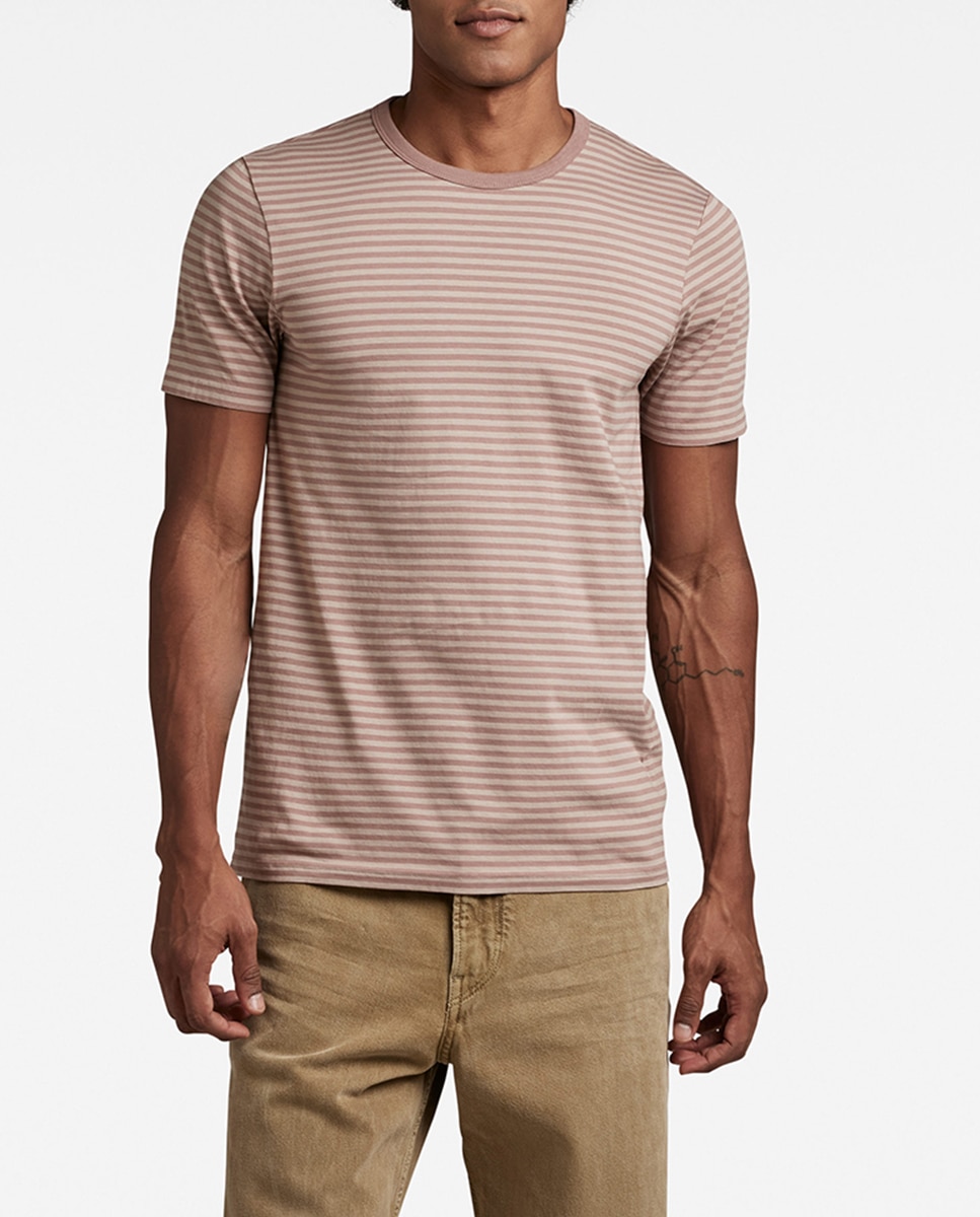 Imagen 0 de Camiseta de hombre de algodón ecológico, corte entallado y rayas horizontales