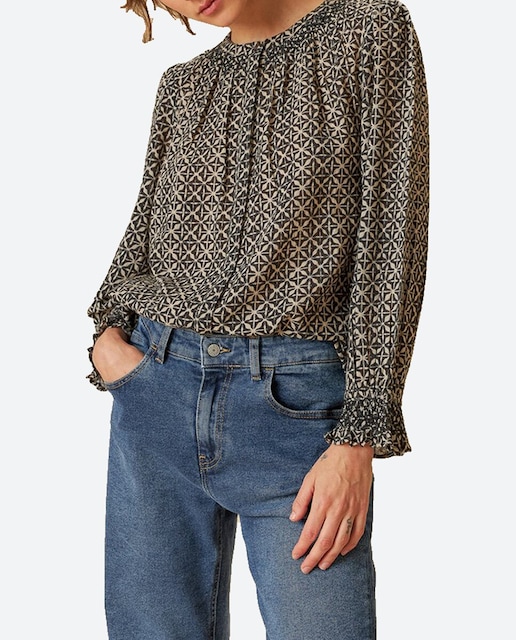Imagen 0 de Camisa de mujer cuello caja manga globo