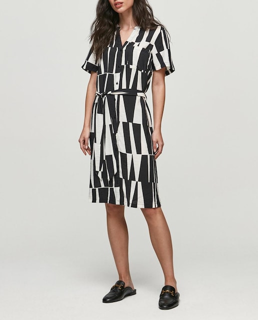 Imagen 0 de Vestido corto manga corta