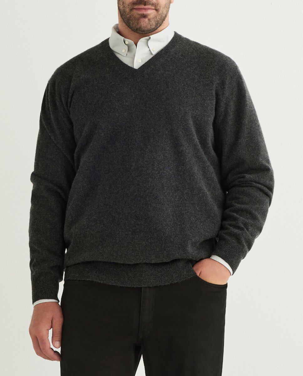Imagen 0 de Jersey de hombre en liso cuello pico tallas grandes