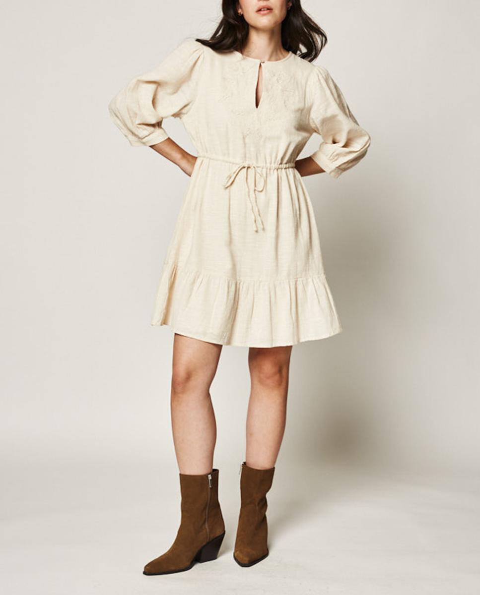Imagen 0 de Vestido corto bordado