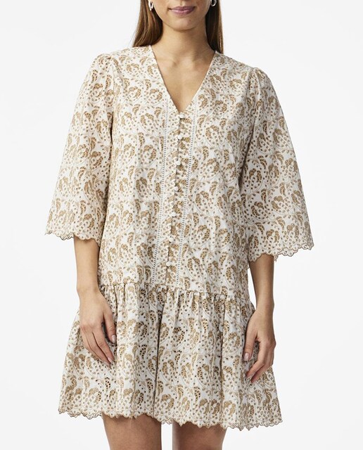 Imagen 0 de Vestido corto bordado