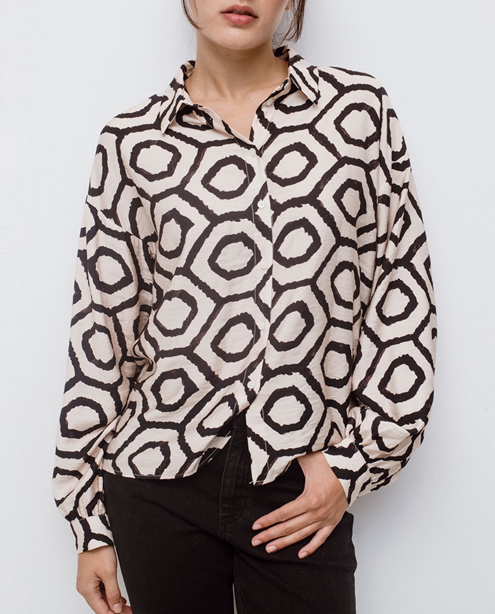Imagen 0 de Camisa de mujer estampada