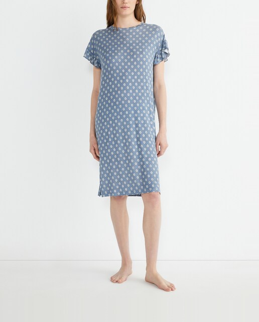 Imagen 0 de Camisón de mujer con volantes