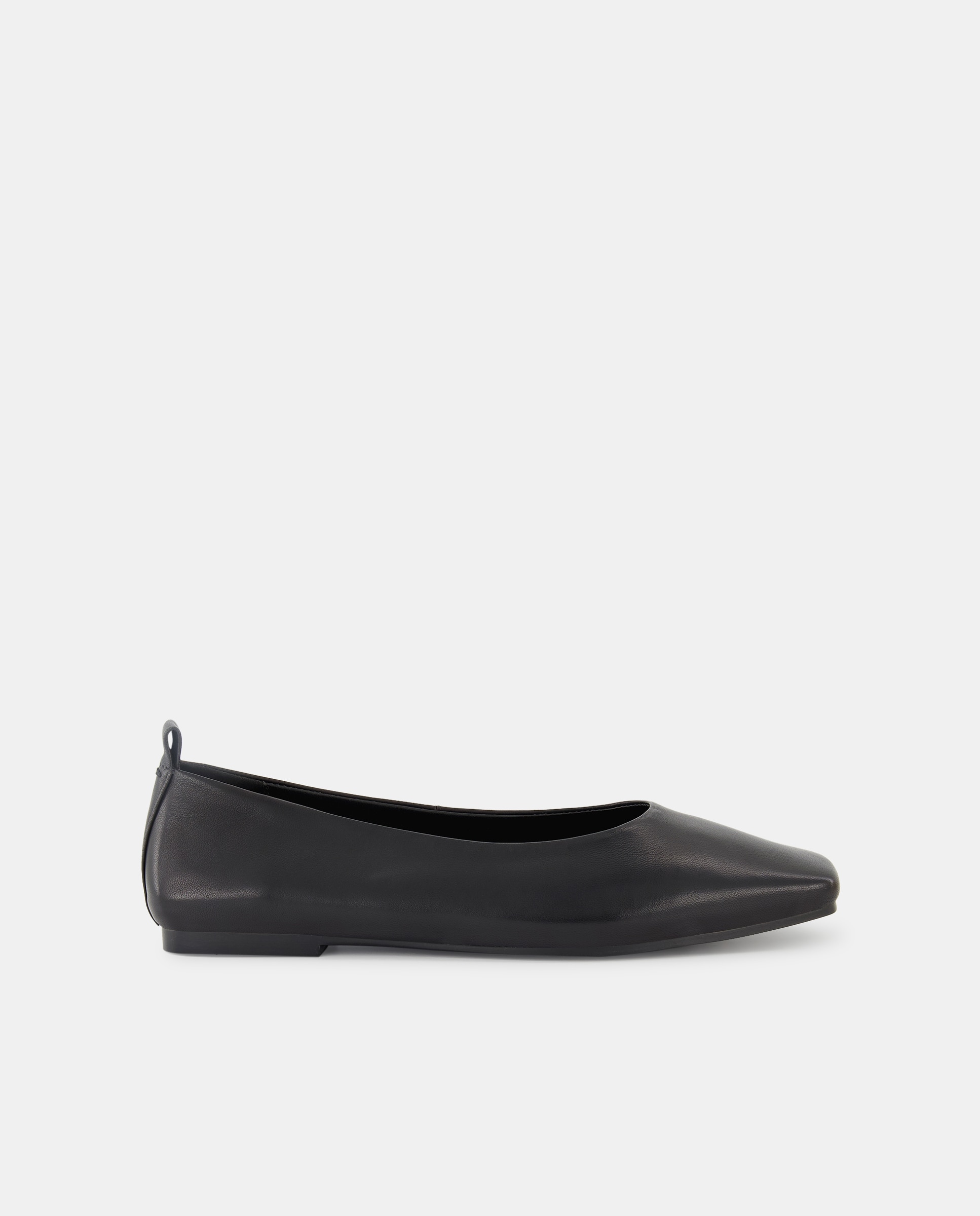 Imagen 0 de Zapatos planos de mujer con cadena