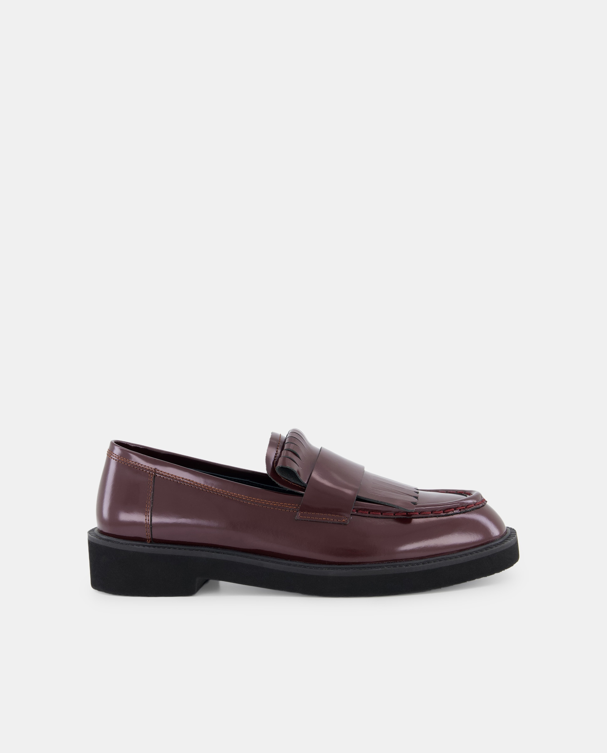 Imagen 0 de Mocasines planos de mujer con flecos
