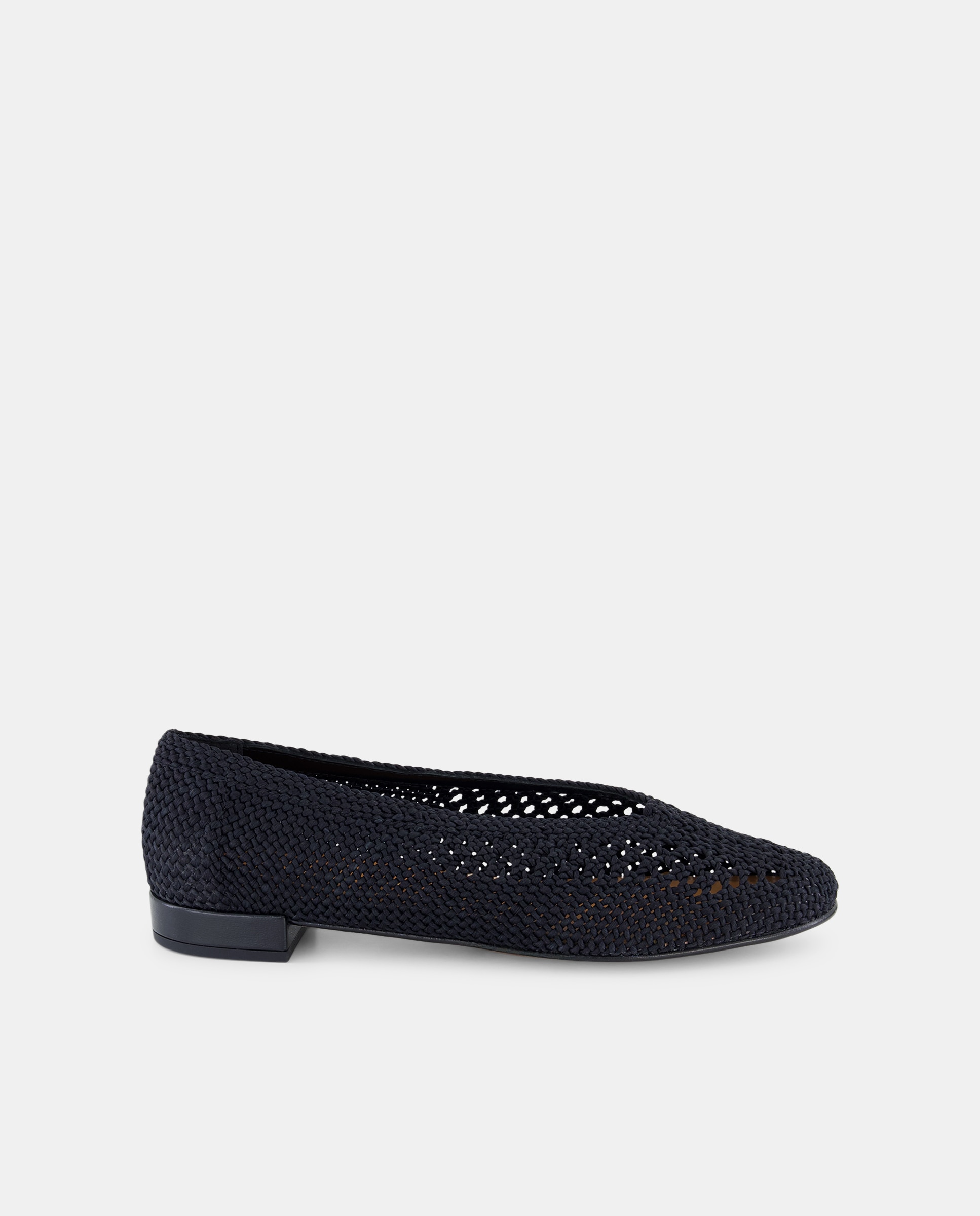 Imagen 0 de Zapatos planos de mujer con punta redonda