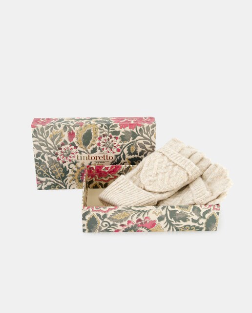 Imagen 0 de Caja guantes punto fantasía