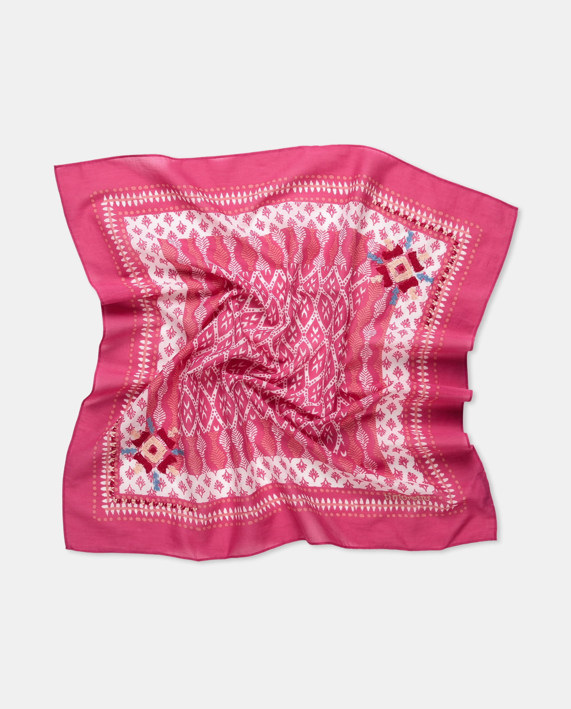 Imagen 0 de Bandana bordada