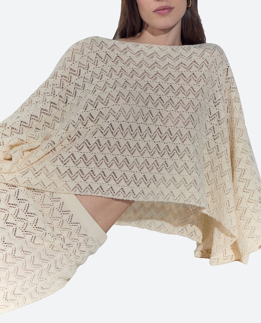 Imagen 0 de Poncho de punto en color liso