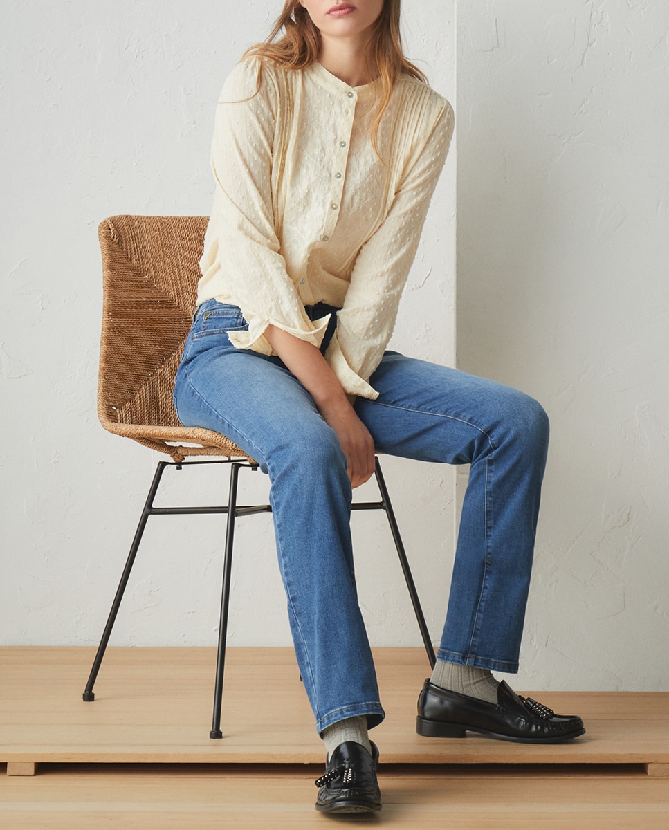 Imagen 0 de Blusa de mujer con manga larga y plumetti