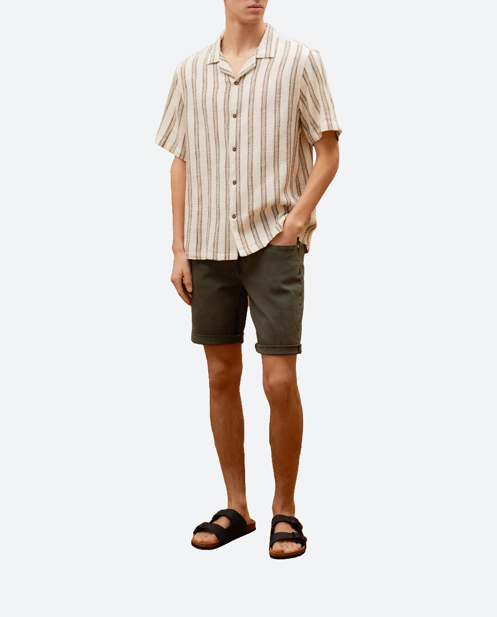 Imagen 0 de Bermuda de hombre con tejido de algodón slub con elastano
